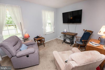 /international/us/123-chestnut-hill-lane-columbus-nj-110100981465/