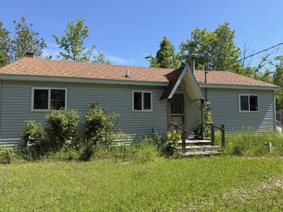 /international/us/9625-bolton-road-posen-mi-110102218923/