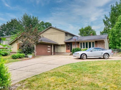 /international/us/452-deleware-drive-brunswick-oh-110100981761/?lang=zh-tw