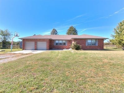 /international/us/19044-s-4230-road-claremore-ok-110097480663/