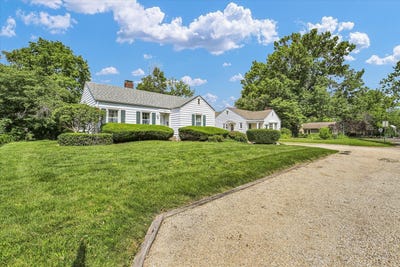 /international/us/603-s-russell-street-champaign-il-110108475724/