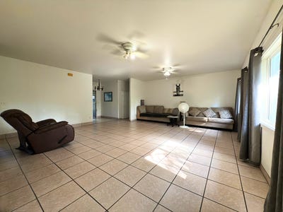 /international/us/15-1244-railroad-ave-keaau-hi-110103479706/
