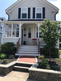 /international/us/16-carroll-avenue-newport-ri-110108220815/