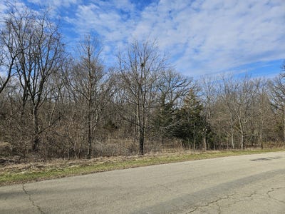 /international/us/2616-n-3689th-road-sheridan-il-110106679716/