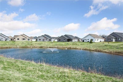 /international/us/8886-152nd-lane-nw-ramsey-mn-110107548414/
