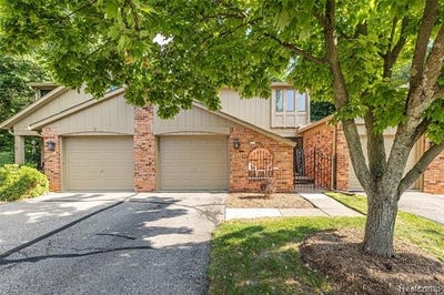 /international/us/1805-van-hill-court-rochester-hills-mi-110109488253/