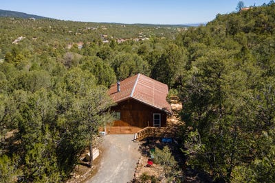 /international/us/18-cedar-hill-drive-cedar-crest-nm-110107748429/
