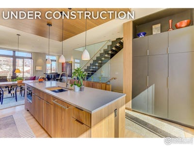 /international/us/153-mathews-st-fort-collins-co-110105638971/