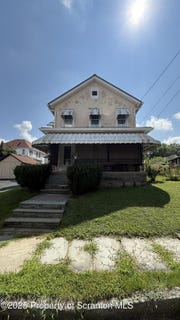 /international/us/166-spring-street-carbondale-pa-110101359727/?lang=zh-tw