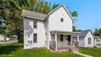 /international/us/601-n-1st-street-indianola-ia-110099927095/