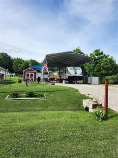 /international/us/61-65-walnut-drive-linn-valley-ks-110109333187/
