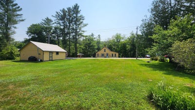 /international/us/1898-roxbury-road-roxbury-me-110098833683/?lang=en
