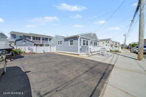 /international/us/268-fremont-avenue-seaside-heights-nj-110108106404/