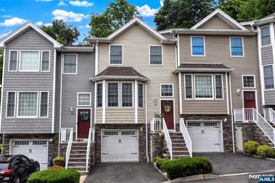 /international/us/451-springfield-avenue-hasbrouck-heights-nj-110108362313/
