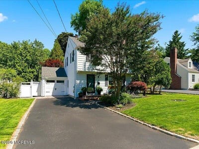 /international/us/22-highland-avenue-red-bank-nj-110108552947/