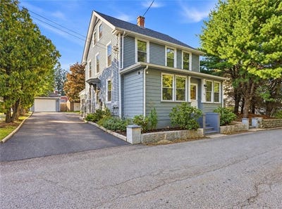 /international/us/36-greenhill-street-west-warwick-ri-110110306260/