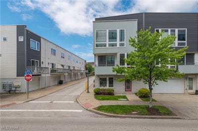 /international/us/1266-w-73rd-street-cleveland-oh-110107872874/