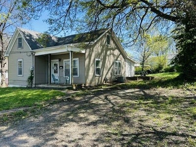/international/us/402-saint-francis-street-fulton-mo-110107384351/