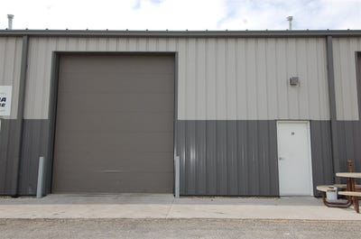 /international/us/3305-sw-hwy-1-iowacity-ia-110105331749/