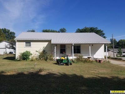 /international/us/976-central-avenue-humboldt-ne-110107981720/