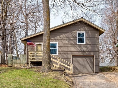 /international/us/3107-alexander-lane-mound-mn-110107197295/