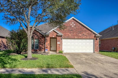/international/us/30210-legacy-pines-dr-spring-tx-110106370279/