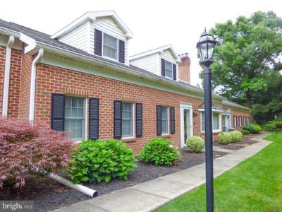 /international/us/2006-wyntre-brooke-drive-sw-york-pa-110109035877/