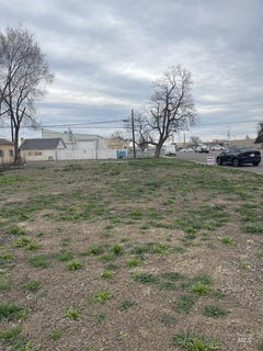 /international/us/tax-lot-9000-nw-1st-ave-ontario-or-110106491267/