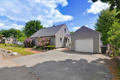 /international/us/367-mammoth-road-manchester-nh-110108491404/