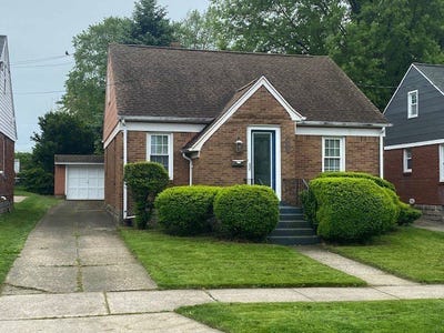 /international/us/443-e-33rd-street-erie-pa-110108176941/