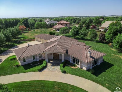 /international/us/1709-lake-alvamar-drive-lawrence-ks-110087499830/