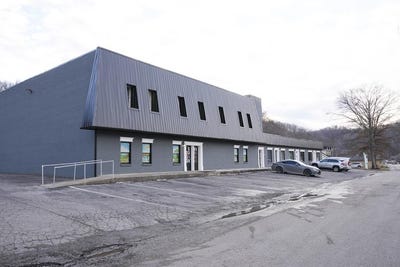 /international/us/816-fm-stafford-paintsville-ky-110106127308/