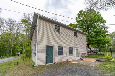 /international/us/126-red-top-road-wallkill-ny-110108011059/