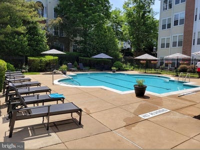 /international/us/4129-fountainside-lane-fairfax-va-110101399891/?lang=de