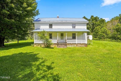 /international/us/27301-poor-valley-road-saltville-va-110119707638/