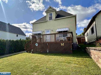 /international/us/217-w-michigan-ave-gilbert-mn-110119922810/