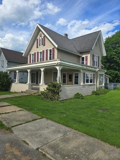 /international/us/111-water-street-knoxville-pa-110108382333/