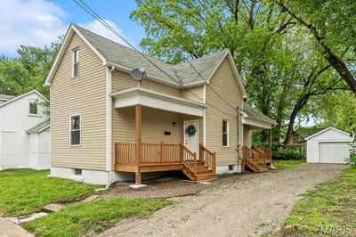 /international/us/212-n-12th-street-belleville-al-110108341004/