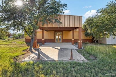 /international/us/907-n-eagle-avenue-roma-tx-110102973626/