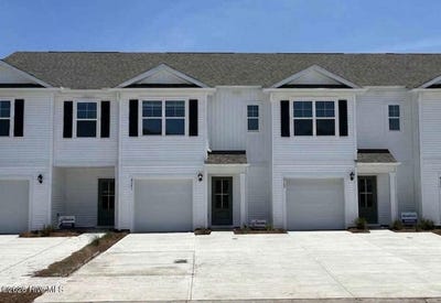 /international/us/4343-majesty-drive-castle-hayne-nc-110105801831/