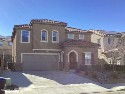 /international/us/2520-mulberry-lane-palmdale-ca-110106469188/