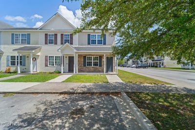 /international/us/1000-banister-loop-jacksonville-nc-110108338610/