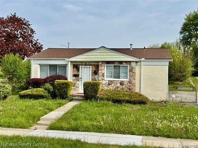/international/us/185-gage-street-pontiac-mi-110106318616/