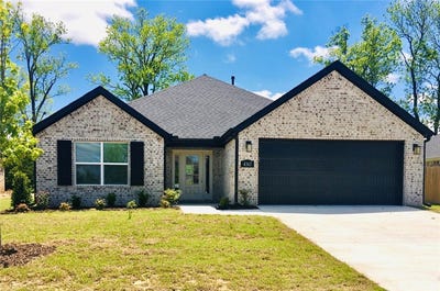 /international/us/4367-e-black-canyon-street-fayetteville-ar-110108579696/