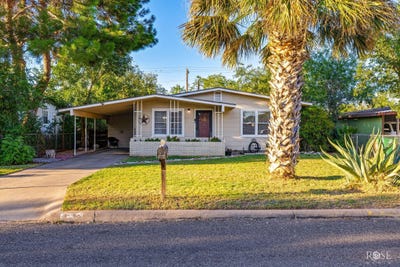 /international/us/318-river-oaks-street-san-angelo-tx-110120462643/