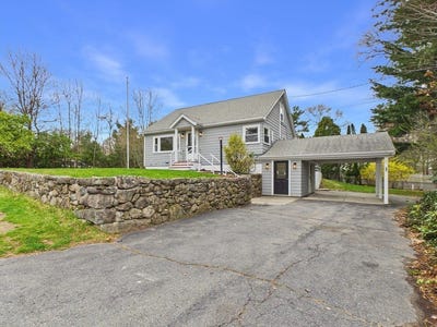 /international/us/9-burt-st-acushnet-ma-110107437627/