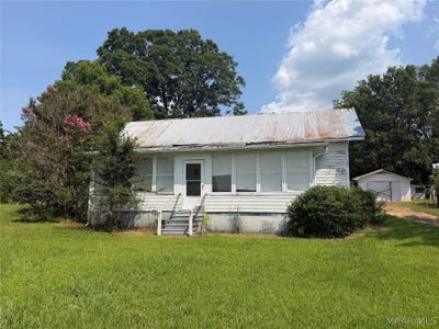 /international/us/577-county-road-15-selma-al-110109645478/