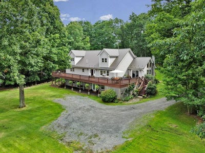 /international/us/394-hickory-lane-tioga-pa-110109979916/