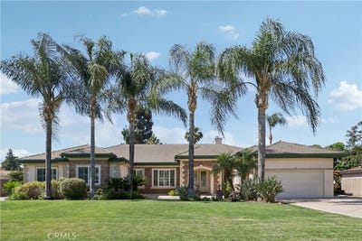 /international/us/16860-rayen-street-northridge-ca-110100836724/