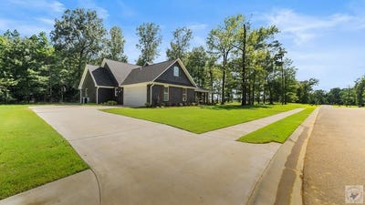/international/us/3508-southern-magnolia-texarkana-ar-110119359940/